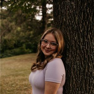Meet your Posher, Lydia